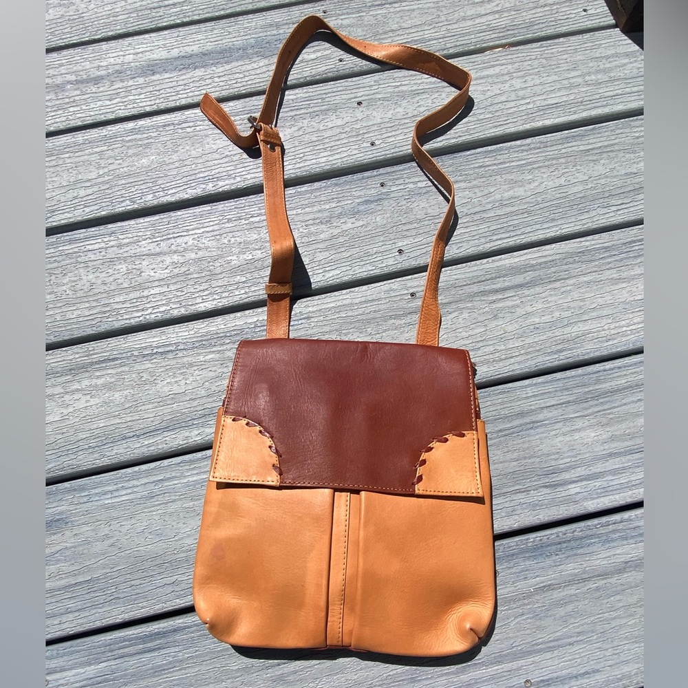 Brand new Leaders in Leather Crossbody Satchel (NWT)